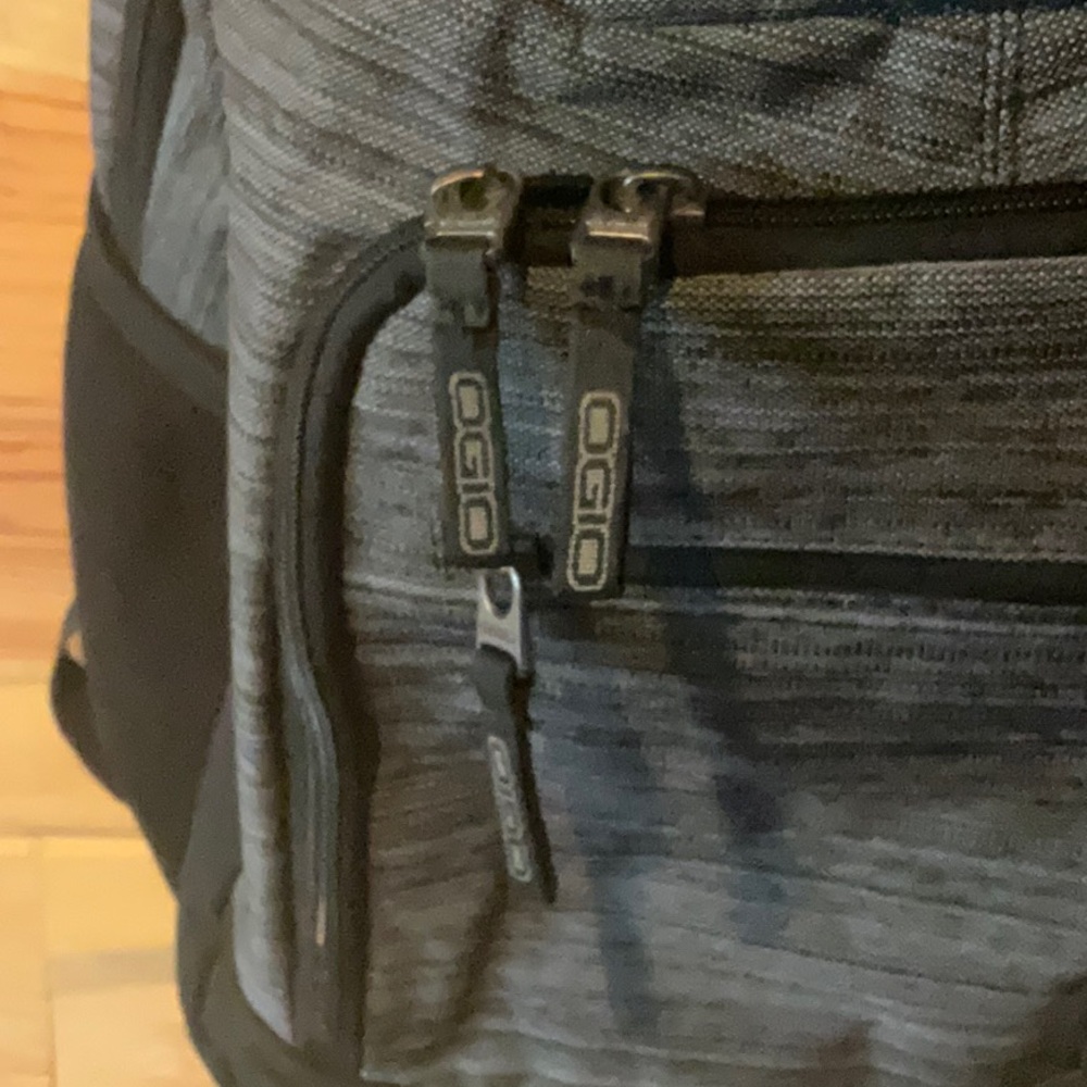 Ogio Black Backpack Versatile Durable Design - image 3